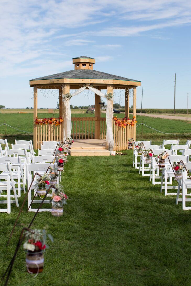 Talia's family's ranch acted as the perfect rustic, country-style setting for the wedding. "It is a farm located outside Brush, Colorado," she says. "Our wedding was a rustic, country wedding in a place that means the world to me."