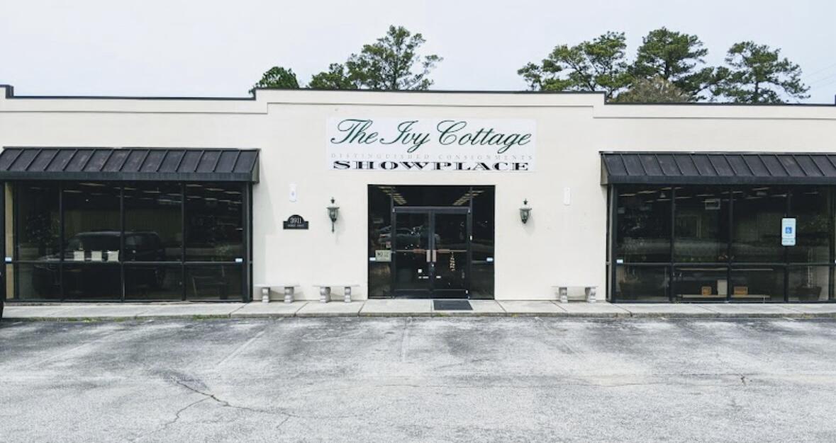Picture of The Ivy Cottage Antique Store