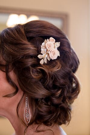 Vintage-Style Blush Rose Hair Accessory