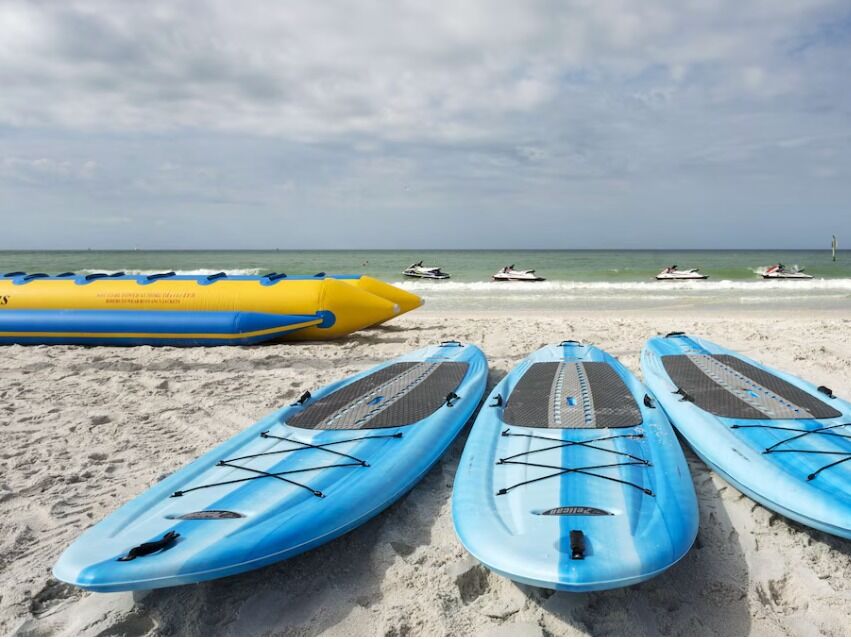 Picture of 1 Hour Complimentary Access to Kayak/Paddle Boards in the morning Daily