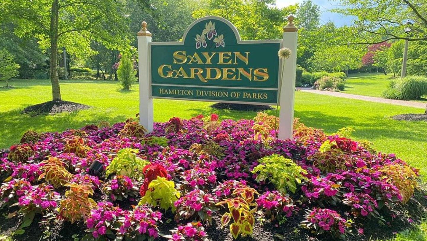 Picture of Sayen House and Gardens