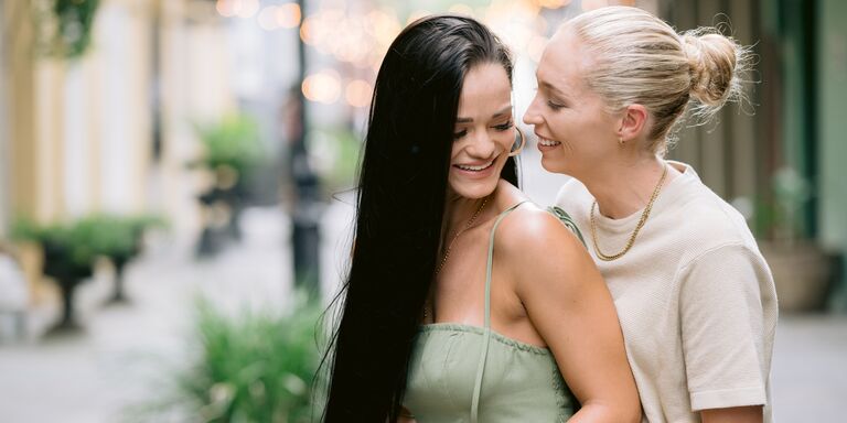 Victoria & Amanda Home Page Banner