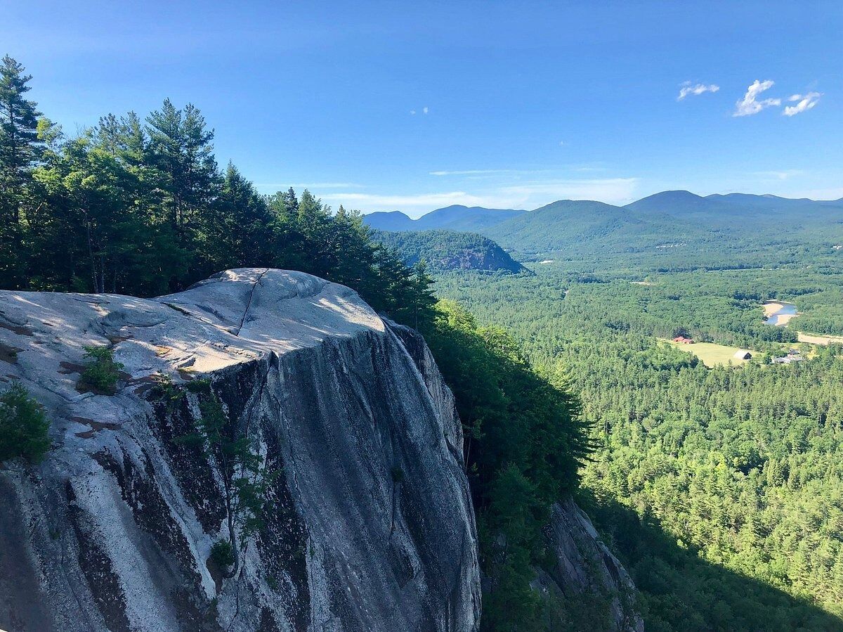 Picture of Cathedral Ledge Lookout