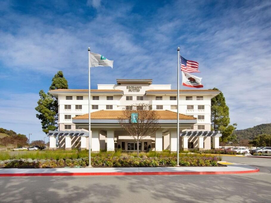 Picture of Embassy Suites by Hilton San Rafael Marin County