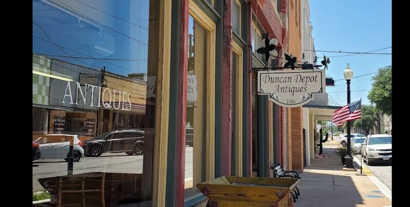 Picture of Duncan Depot Antiques