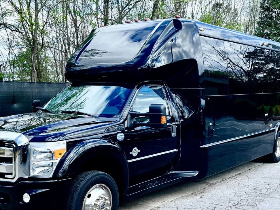 Picture of Lookout Limousine