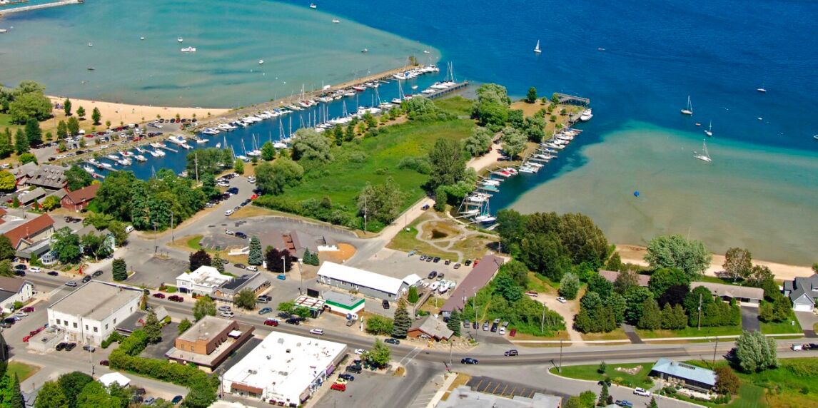 Picture of Downtown Suttons Bay