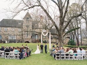Castle on Stagecoach Lawn Ceremony