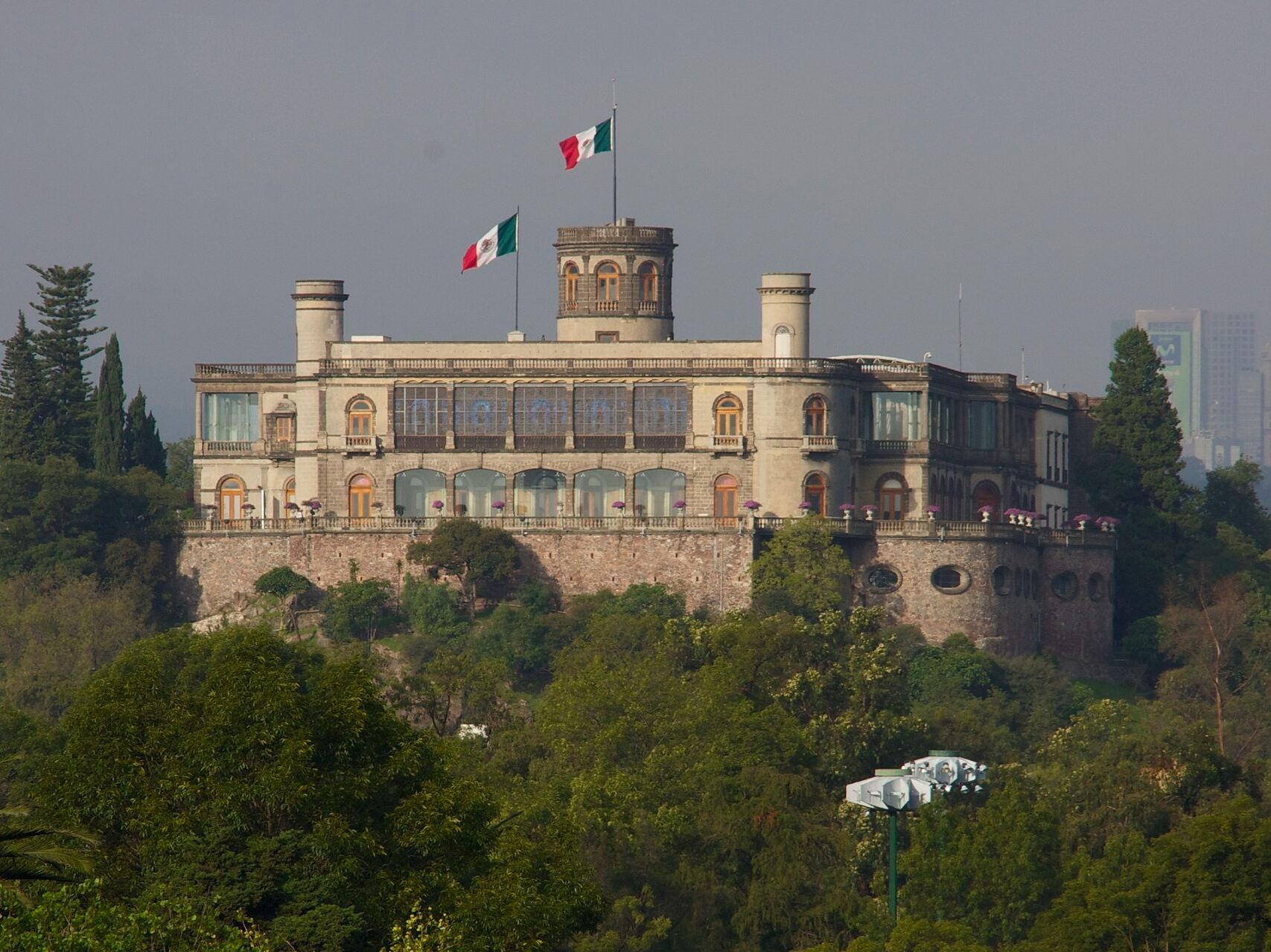 Picture of Chapultepec Castle