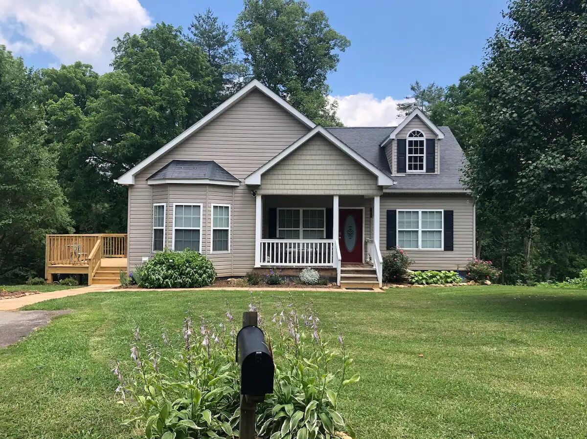 Picture of Frankie's Mountain Retreat