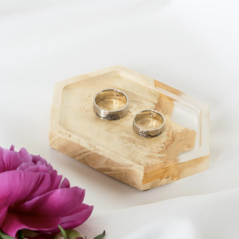 Resin and wood infinity engagement ring holder
