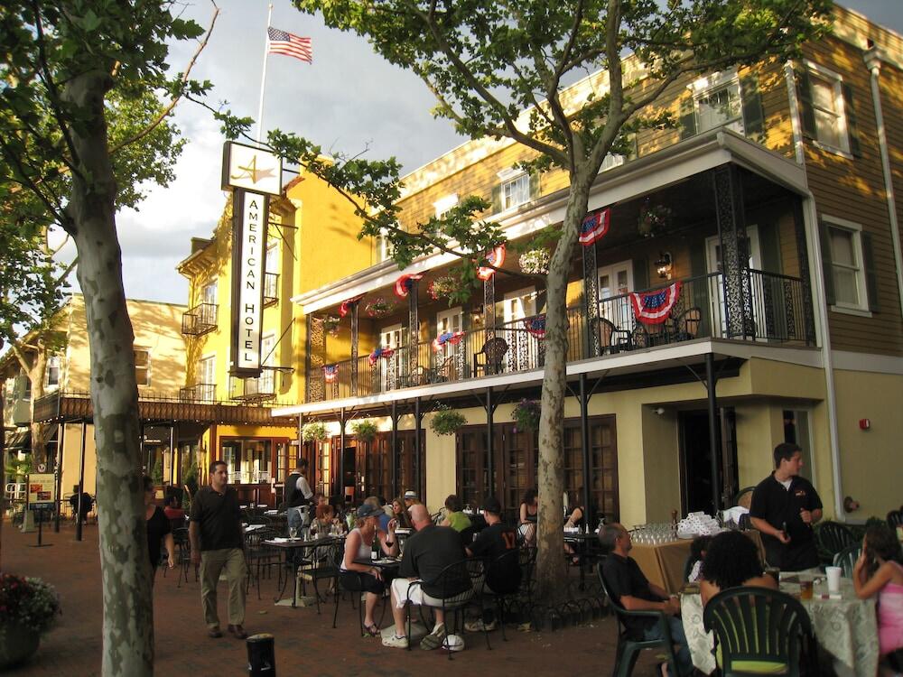 Picture of American Hotel