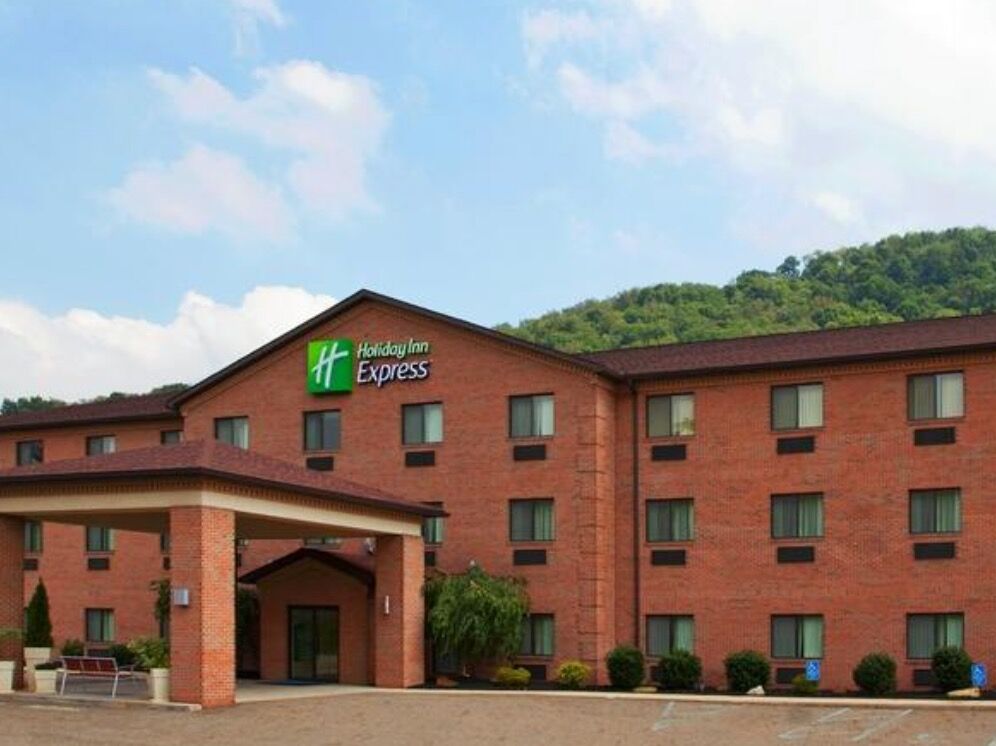 Picture of Holiday Inn Express Newell-Chester WV
