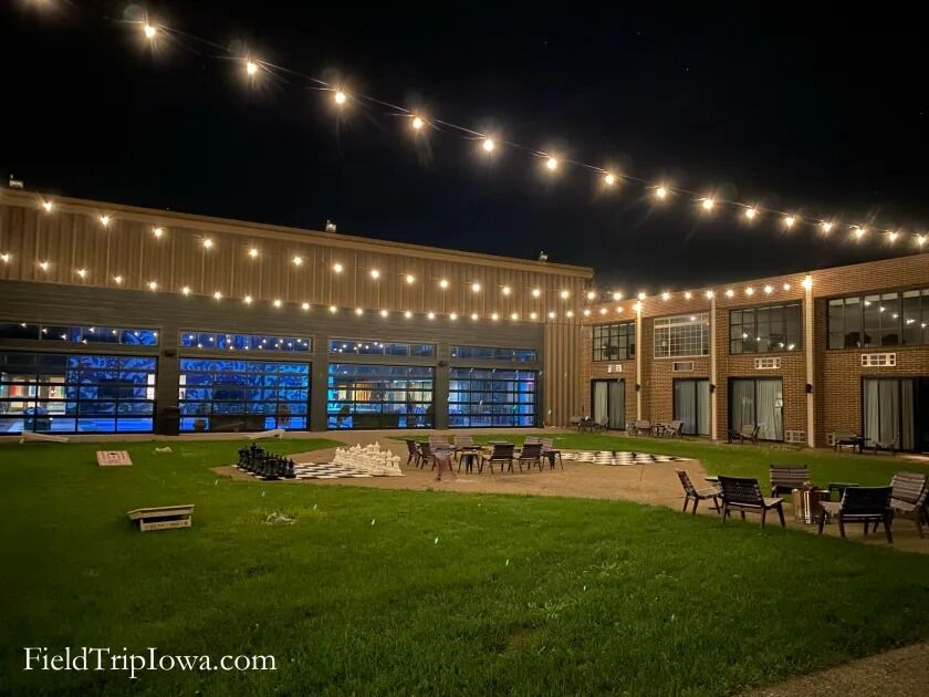 Picture of The Highlander Hotel