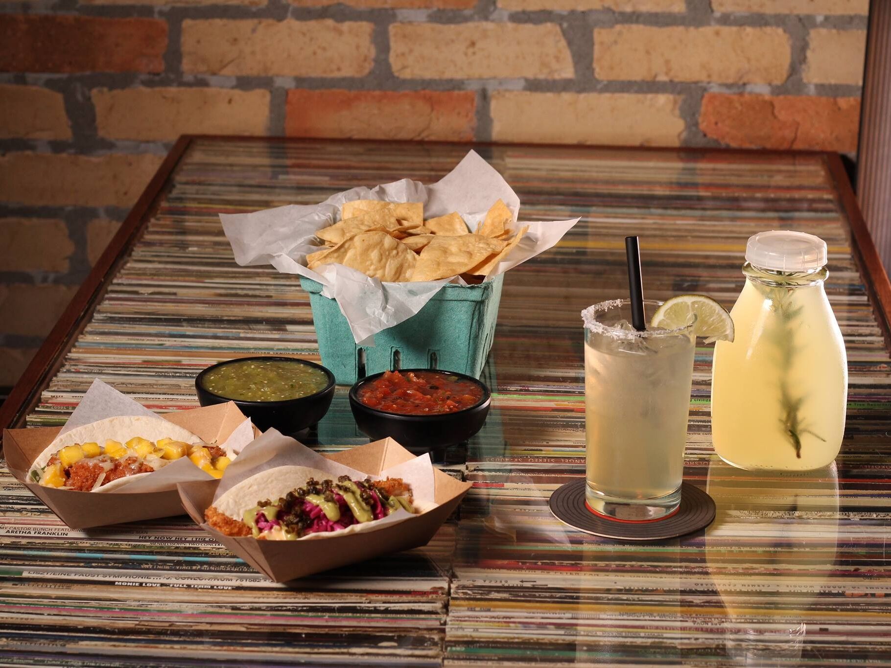 Picture of Vinyl Taco