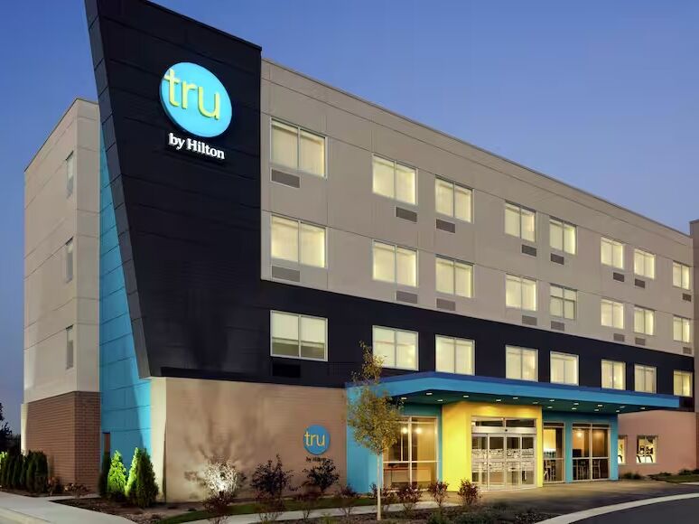 Picture of Tru by Hilton Milwaukee Brookfield