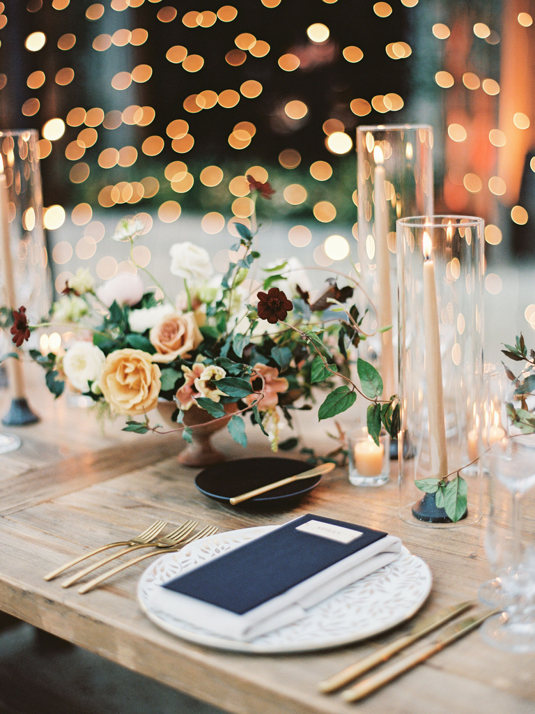 winter wedding colors gold, navy and red