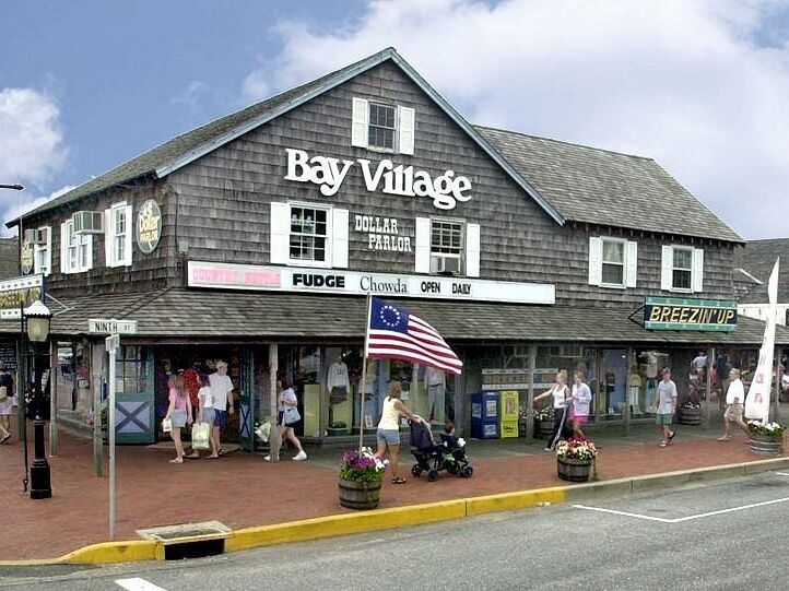 Picture of Bay Village/Schooners Wharf