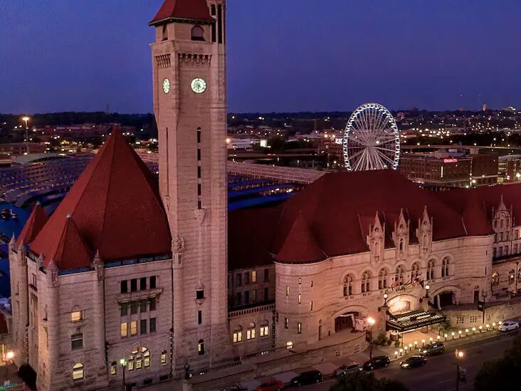 Picture of St. Louis Union Station Hotel, Curio Collection by Hilton