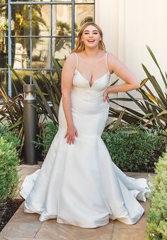Martina Liana 1387 plus Fit-and-Flare Wedding Dress