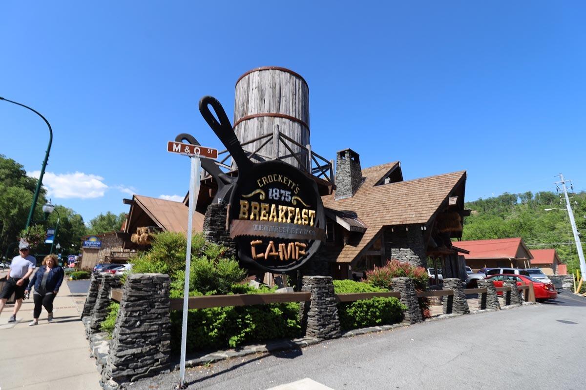 Picture of Crockett's Breakfast Camp