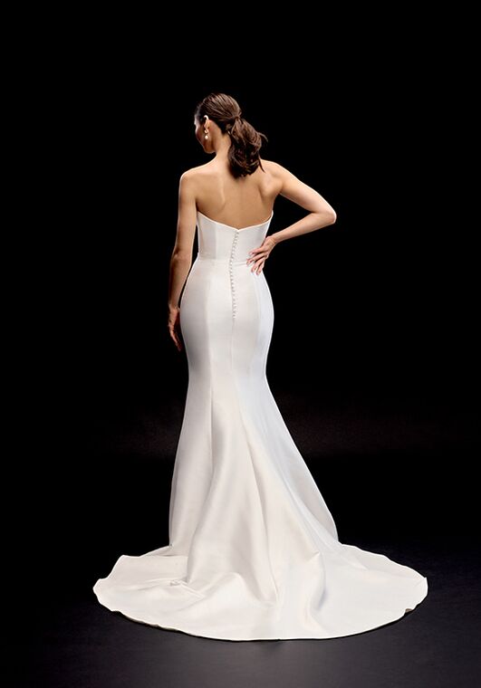 Justin Alexander Signature Yue Fit-and-Flare Wedding Dress - 4