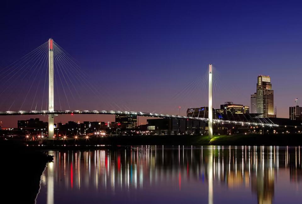 Picture of Bob Kerrey Pedestrian Bridge.