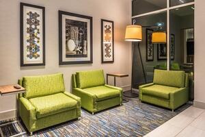 Picture of Holiday Inn Express & Suites Farmville