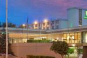 Picture of Holiday Inn Country Club Plaza