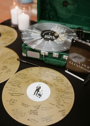 Sign, Golden Vinyl Record as a Guest Book With Photo of the Grooms
