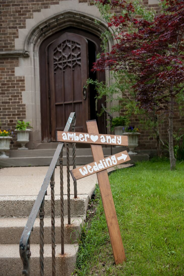 DIY Wooden Ceremony Sign