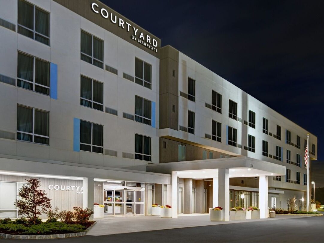 Picture of Courtyard by Marriott Hamilton