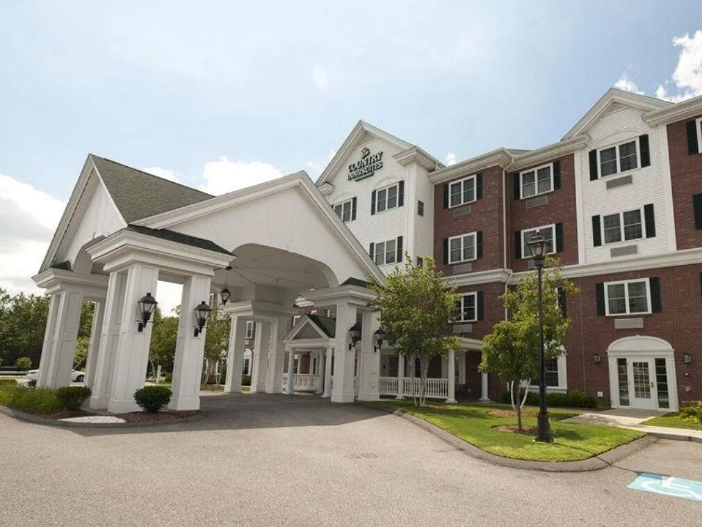 Picture of Country Inn and Suites
