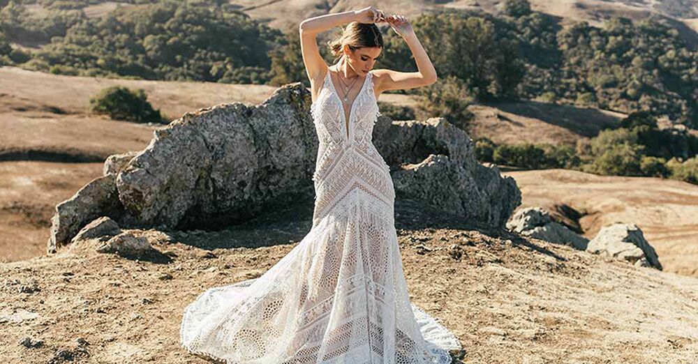 Simple Bohemian Lace Wedding Gowns Boho Casual Country Wedding