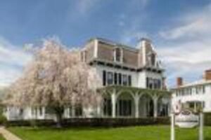 Picture of 1840 Inn on the Main