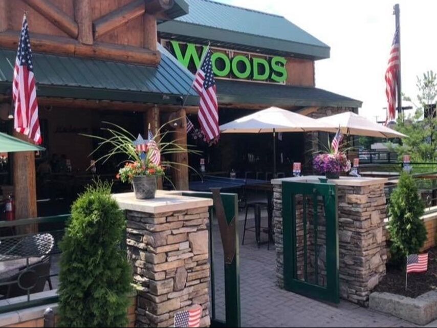 Picture of Grand Woods Lounge