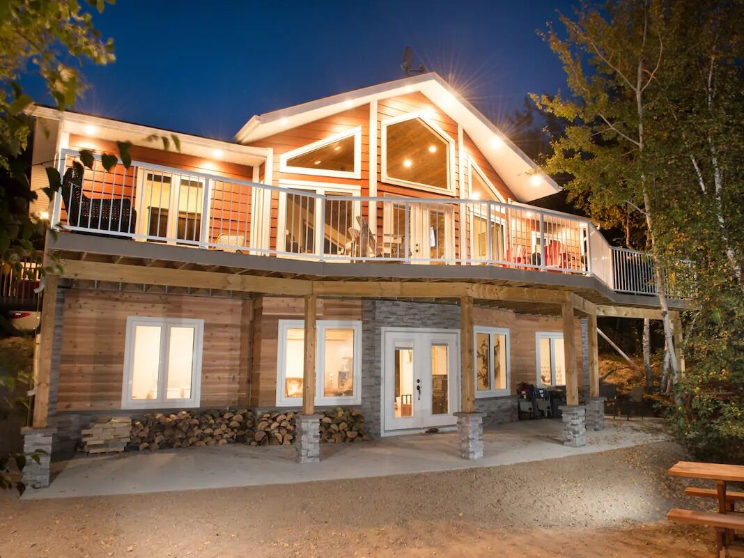 Picture of Airbnb