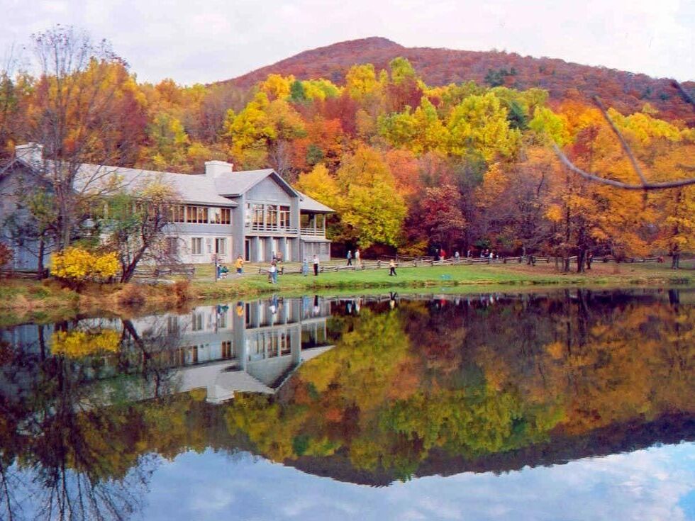 Picture of Peaks of Otter Lodge