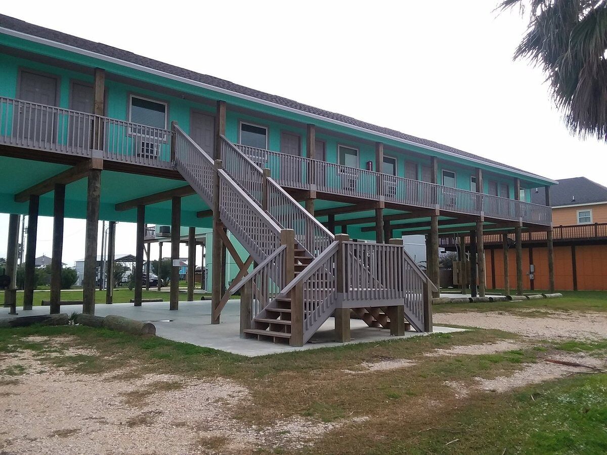 Picture of The 409 Bolivar Beach Hotel