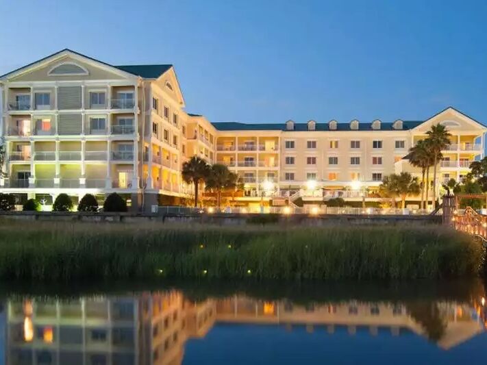 Picture of Courtyard by Marriott Charleston Waterfront