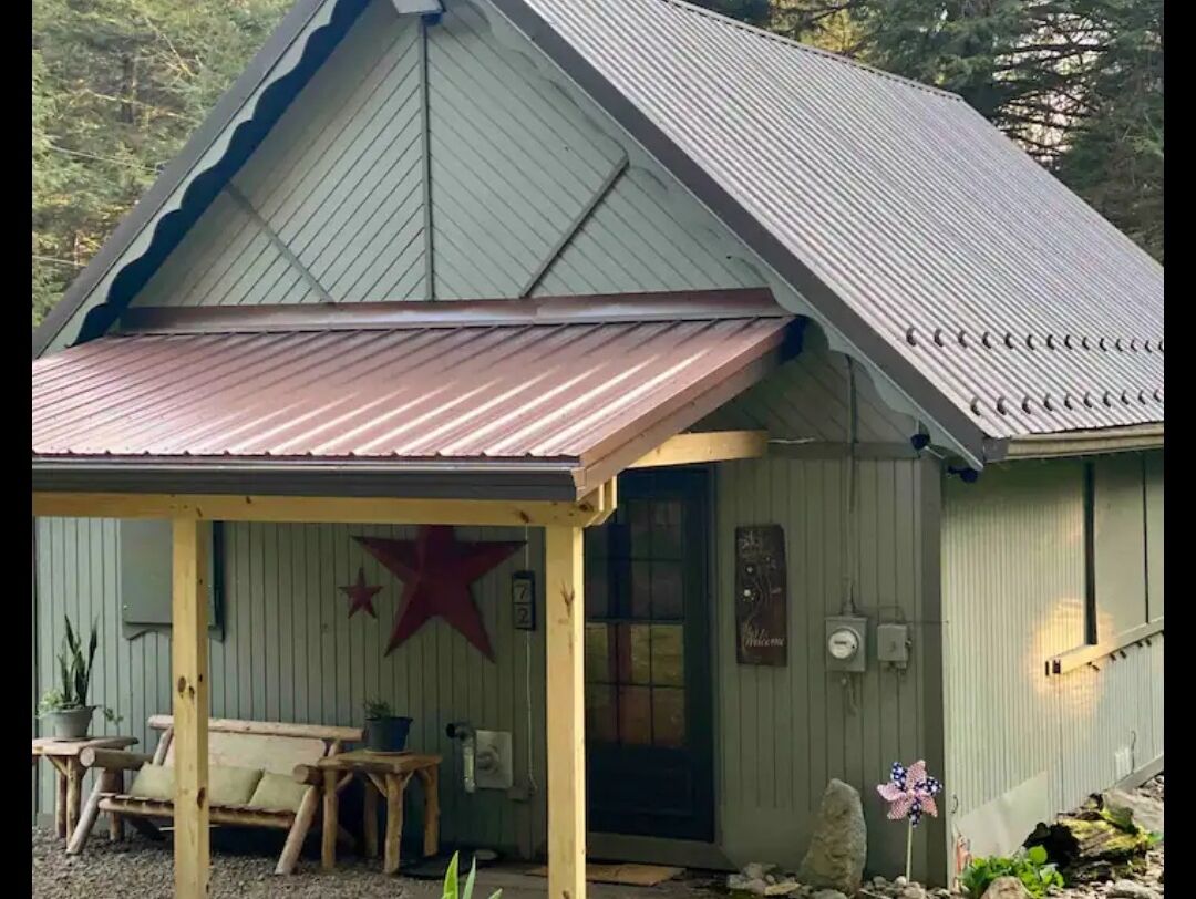 Picture of Heart's Content Getaway
