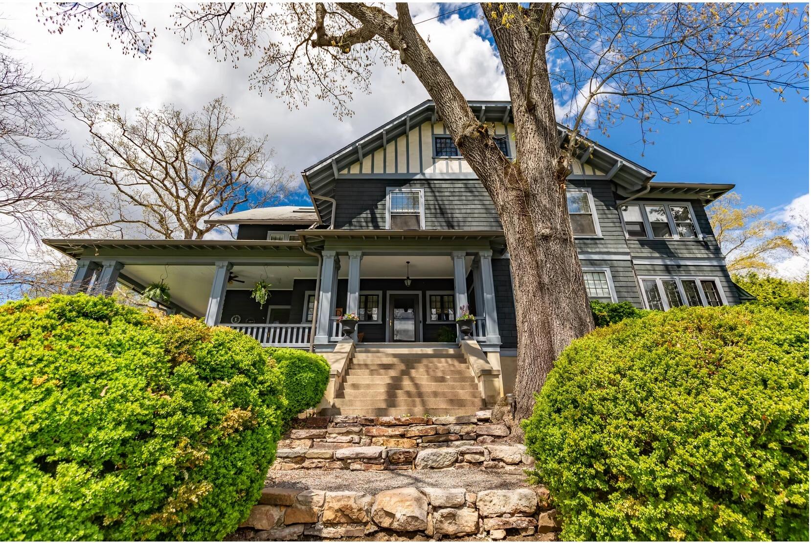 Picture of Ridgely Bed, Breakfast, and Historic Gardens