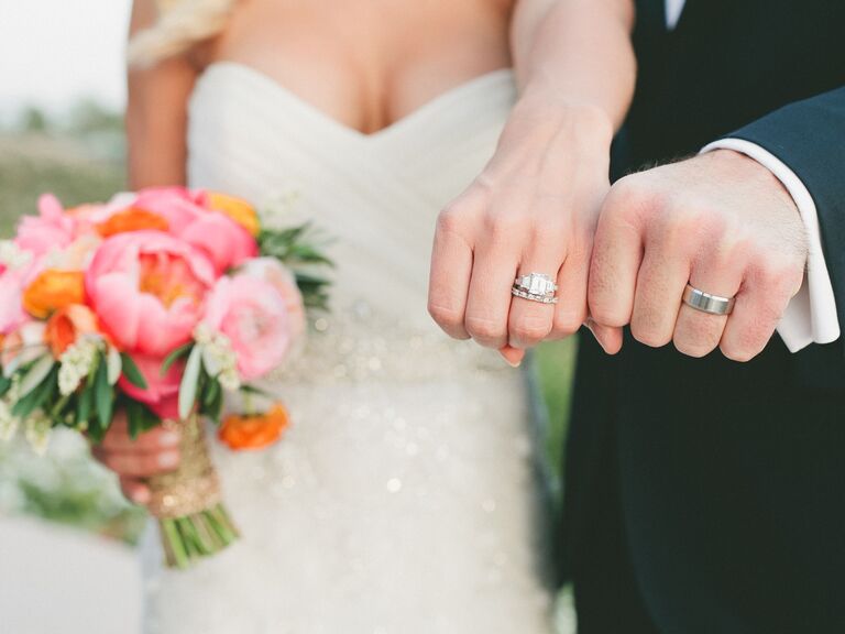 4 options for wearing the engagement ring during the wedding on can you wear your engagement ring on your wedding day