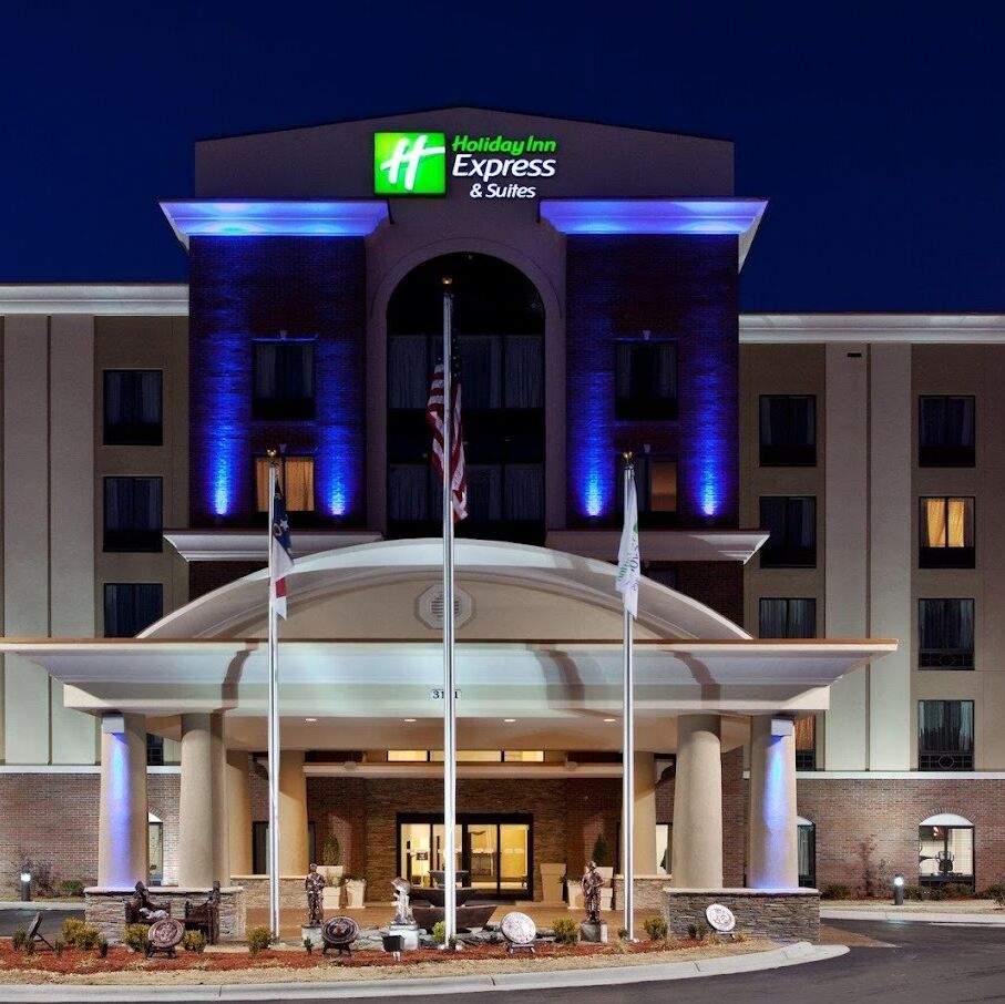 Picture of Holiday Inn Express & Suites Hope Mills-Fayetteville Arpt, an IHG Hotel