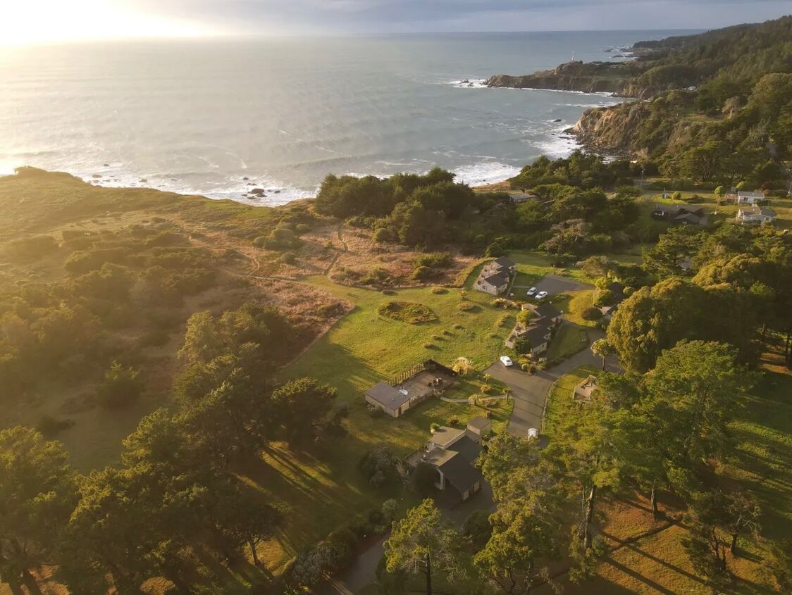 Picture of Fort Ross Lodge
