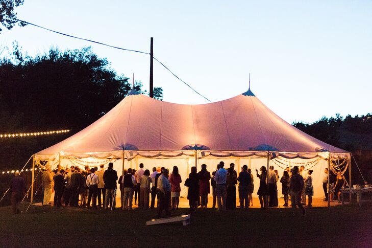 At the on-site tented reception, Devin and Kay's 84 guests enjoyed locally sourced fare—including beer from Kay's 10 Barrel Brewing Company and ice cream sandwiches.