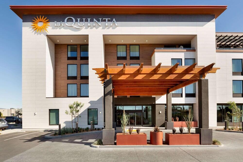 Picture of La Quinta Inn & Suites Santa Rosa Sonoma