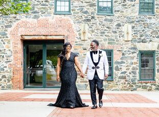 Nakia and Eric tied the knot with a glam wedding at Mt. Washington Mill Dye House in Baltimore, Maryland, and filled the event with a romantic color p