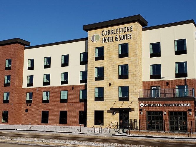 Picture of Cobblestone Hotel & Suites - Appleton International Airport