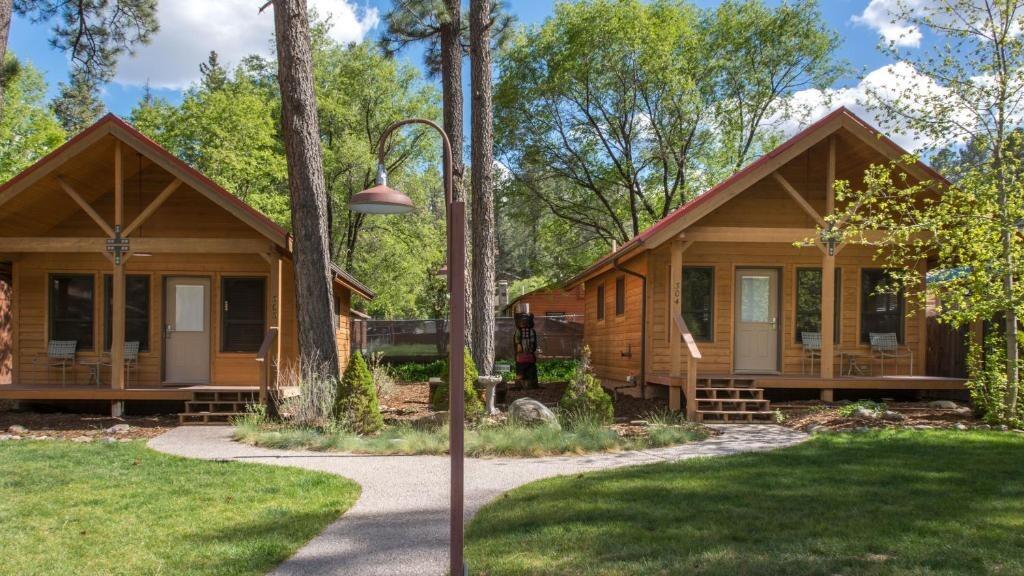 Picture of Shadow Mountain Lodge